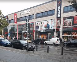 Tk Maxx Berlin Kopenick Bahnhofstrasse 25 12555 Https Www Tkmaxx Onlineshop De Filialen Tk Maxx Berlin Kopenick Bahnhofstrase 25 12 Tk Maxx Berlin Bahnhof