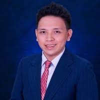 Aaron Carreon's Instagram, Twitter & Facebook