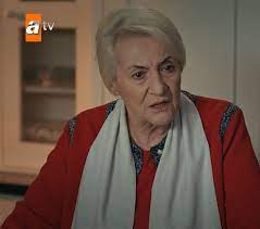 Muhteşem yüzyıl dizisi oyuncusu sabina toziya dizide hangi rolde oynuyor? Sabina Toziya Eskiya Dan Neden Ayrildi Hayriye Ana Oldu Mu Dizi Seti