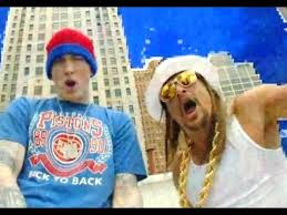 Bildergebnis für eminem berzerk video