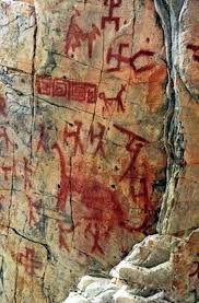 Huellas y Pinturas Rupestres: ¿Hombre y dinosaurio juntos?