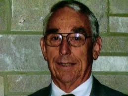 Roger Tuttle Obituary (1934