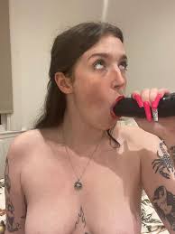 TW Pornstars - Amyyy-Oxxo. Twitter. blowjob onlyfans. 12:55 PM - 9 Nov  2022