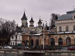 Fostul primar de la acea vreme a realizat o cerere la împăratul franz joseph al austriei. Local Reabilitarea Cazinoului Din Vatra Dornei Va Necesita 21 De Milioane De Lei Conform Unui Proiect Depus De Fondul Bisericesc Ortodox Monitorul De Suceava Joi 1 Septembrie 2016