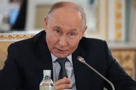 Putin diz que ideias de Trump podem levar ao fim da guerra na Ucrânia