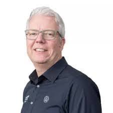 Tom Hermsen's Instagram, Twitter & Facebook