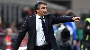 Elogiou a presença nas jogadas aéreas, com boa cabeçada. De Canio Su Gattuso Giocando Con Pirlo Seedorf E Kaka E Diventato Un Calciatore Vero
