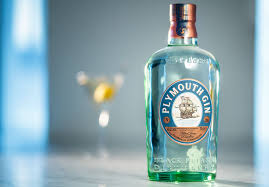 Premium alkoholfri gin och tonic rosé är vår mest. Anrika Plymouth Gin Lanseras Nu Pa Systembolaget Malter Magasin