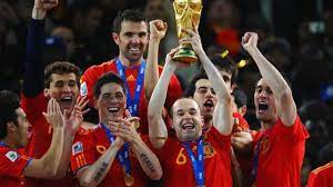.منتخب إسبانيا بقيادة ديل بوسكي تحقيق اللقب في مشاركته الـ١٣ واقتنص كأس العالم ٢٠١٠. Ø§Ø³Ø¨Ø§Ù†ÙŠØ§ ÙÙŠ ÙƒØ£Ø³ Ø§Ù„Ø¹Ø§Ù„Ù… 2010 Ù…ÙˆÙ‚Ø¹ Ù…Ø¹Ù„ÙˆÙ…Ø§Øª
