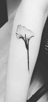 Black And White Realistic Calla Lily Tattoo X Ray Lily Lillies Tattoo Tattoos Calla Lily Tattoos
