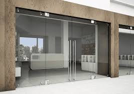 6 điều cần phải biết khi lắp đặt cửa kính cường lực | Báo Dân trí