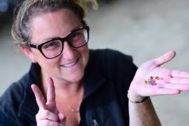 A spin off of “beads & needs”, introducing “reads & feeds” with Lori