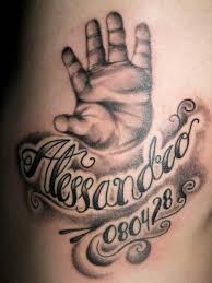 Would Be Beautiful W My Daughters Name Baby Naam Tatoeages Tatoeage Namen Kindernaam Tatoeages