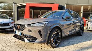 Scopri la leon sportstourer 2021 per tutta la famiglia! Cupra Formentor Tsi 2 0 Vz 4drive Dsg Test Drive Road Experience