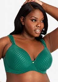 Brooke Pasley's Instagram, Twitter & Facebook