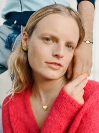 TO LOVE IS TO DISCOVER' is TOUS' new creative concept for Valentine's Day