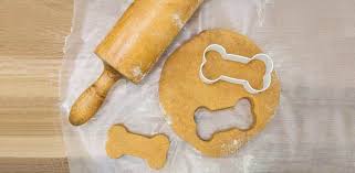 Mom is always trying to find me healthy food and dog treats to eat. 4 Homemade Peanut Butter Dog Treats Without Flour Daily Dog Stuff