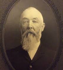 Carlton Estes's Instagram, Twitter & Facebook