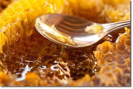 There may also be times when you simply need to thin honey out to a more workable consistency without use for thick honey you plan to add to drinks or beauty products. Seven Health Uses For Honey