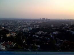 Eg har ikkje hatt til vane å gjere noke ut av halloween, men når alexandra joner og runar vatne drar i gang tidenes fest på bølgen & moi, så må ein jo kline til. To Norske Jenter For Justin Bieber 730 No