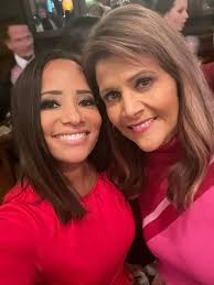 Fun times at the Fox32 Holiday party… 🌲 🎁