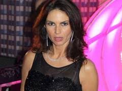 53enne, il prossimo 29 novembre, nasce sotto il segno del sagittario. Copil Ramona Badescu Click Mobile