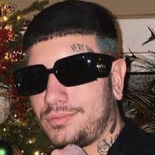 Snik is an artistic duo with over ten years of career. Snik Rapper Age Birthday Bio Facts Family Net Worth Height More Allfamous Org