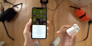 19.04.2019 · get the galaxy wearable app on your phone to not only pair and control your earbuds, but to also check for software updates for your earbuds. Samsung Galaxy Buds Impressions From An Airpods User 9to5mac