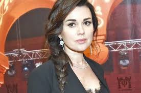 Check spelling or type a new query. Lichnaya Zhizn I Biografiya Anastasii Zavorotnyuk Roditeli Muzhya Deti Foto Problemy S Rozhdeniem 3 Rebenka I Diagnoz Opuhol Anastasiya Zavorotnyuk U Prekrasnoj Nyani Rak Golovnogo Mozga