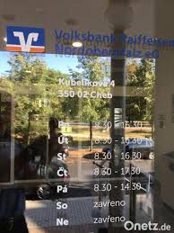 Raiffeisen bank shqipëri është nje nga bankat më te mëdha në vend e cila ofron nje game te gjere produktesh dhe sherbimesh per klientet e saj si, kredi, llogari raiffeisen bank është këtu për t'ju përgjigjur pyetjeve tuaja çfarëdo që ju nevojitet, paketat dhe produktet tona i përshtaten nevojave tuaja! Tschechiens Neue Genossen Onetz