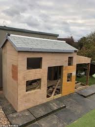 Check out our great range of playhouses & kids tents at very.co.uk. Dad Makes Impressive Playhouse For His Kids And It Cost Just 150 Daily Mail Online