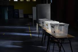El sistema de elecciones primarias permite que los partidos políticos designen a sus candidatos a presidente de la república, a parlamentarios y a alcaldes, mediante un proceso voluntario y vinculante. Fucayysbisqjxm