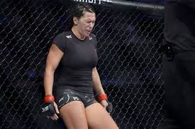 Born july 1, 1982) is an american mixed martial artist, currently signed to bellator mma, competing in the women's featherweight division. Cat Zingano Megan Anderson Shefalitayal