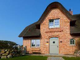 Barfuß über die felder bis an den deich laufen. Ferienhaus Sylt Relais Blue Wenningstedt Familie Genuit