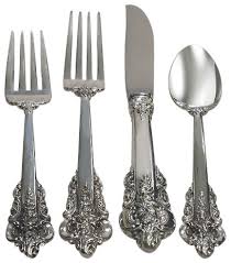 Wallace proudly presents a collectible that will add faith to your holiday tree. Wallace Sterling Silver Grande Baroque 4 Piece Place Set Victorian Flatware And Silverware Sets By Upscale Gallery Houzz