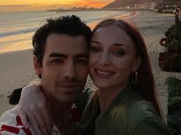 Joe Jonas Bicara soal Perceraiannya: Ini Pekan yang Gila