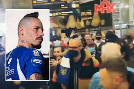 A 2004 survey concluded that ifk göteborg had support from 13% of swedish football fans, and surveys in 2016 and 2017 again confirmed that ifk was the most popular club in sweden, with a support of 10%. Watch Marek Hamsik Mobbed Get By Fans After Sealing Transfer To Swedish Side Ifk Goteborg After Dalian Pro Exit 7m Sport