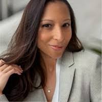 Jacquelyn Swanson's Instagram, Twitter & Facebook