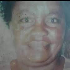 Can someone restore old photo of mom?