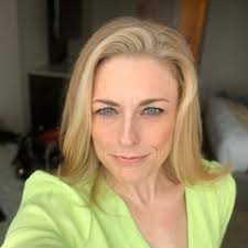 Abby Worrall's Instagram, Twitter & Facebook