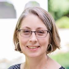 Tracy May's Instagram, Twitter & Facebook