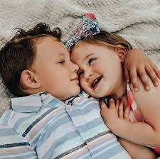 Lily Newsome's Instagram, Twitter & Facebook