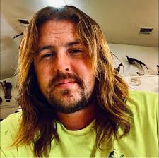 Mural of George Floyd in Toledo, Ohio struck by lightning