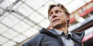 Valeri karpin ist ein ehemaliger fußballspieler aus россия, (* 02 февр. Valerij Karpin Perenos Shestogo Tura Rpl Pomozhet Nam Vystupit Luchshe Eto Fakt