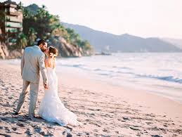 Maybe you would like to learn more about one of these? Cual Es El Mejor Mes Para Una Boda En Playa El Blog De Una Novia