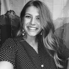 Sarah Wargo's Instagram, Twitter & Facebook