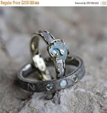 Meteorite Wedding Ring Set With Rough Aquamarine Engagement Etsy Meteorite Wedding Rings Gemstone Wedding Rings Wedding Rings Unique