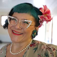 Coco la Plume (@coco.laplume) • Instagram photos and videos