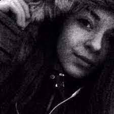 Julia Rillo's Instagram, Twitter & Facebook