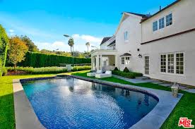 Real estate agent mariana saldana of houston. Zoe Saldana Purchased This Sophisticated Beverly Hills Estate For 8 7 Architectural Digest